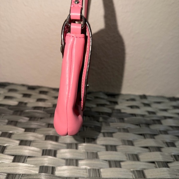 Coach Kristin Leather Large Flap Wristlet Clutch Coral Pink - Picture 7 of 16